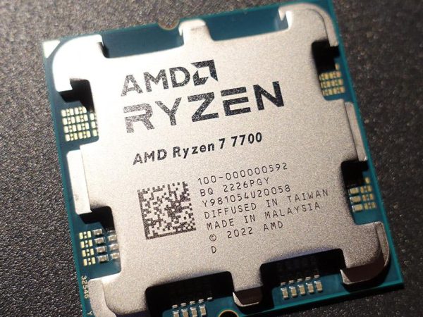 AMD Ryzen 7 7700